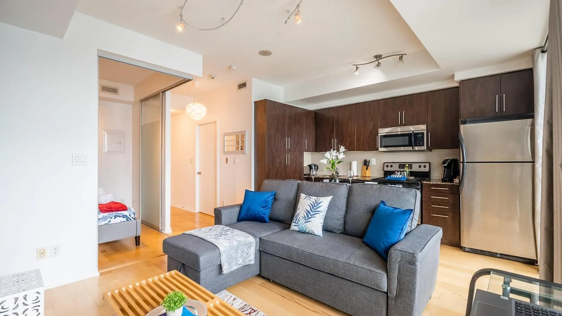 1Br Luxury Condo - Downtown トロント カナダ